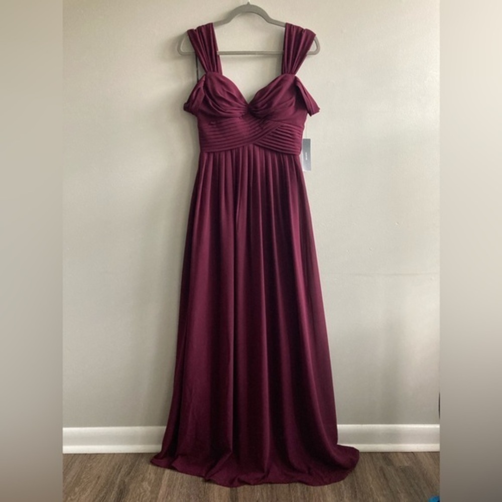 NWT‎ Lulu’s Chiffon Gown